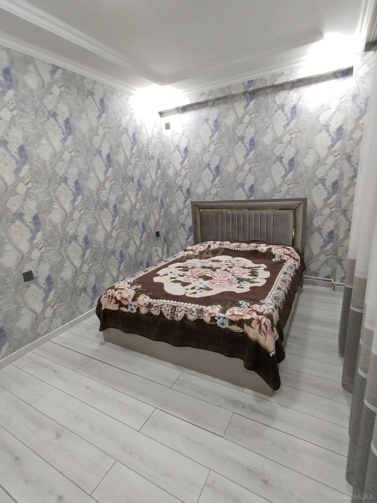 Satılır 3 otaqlı mənzil 95 m²