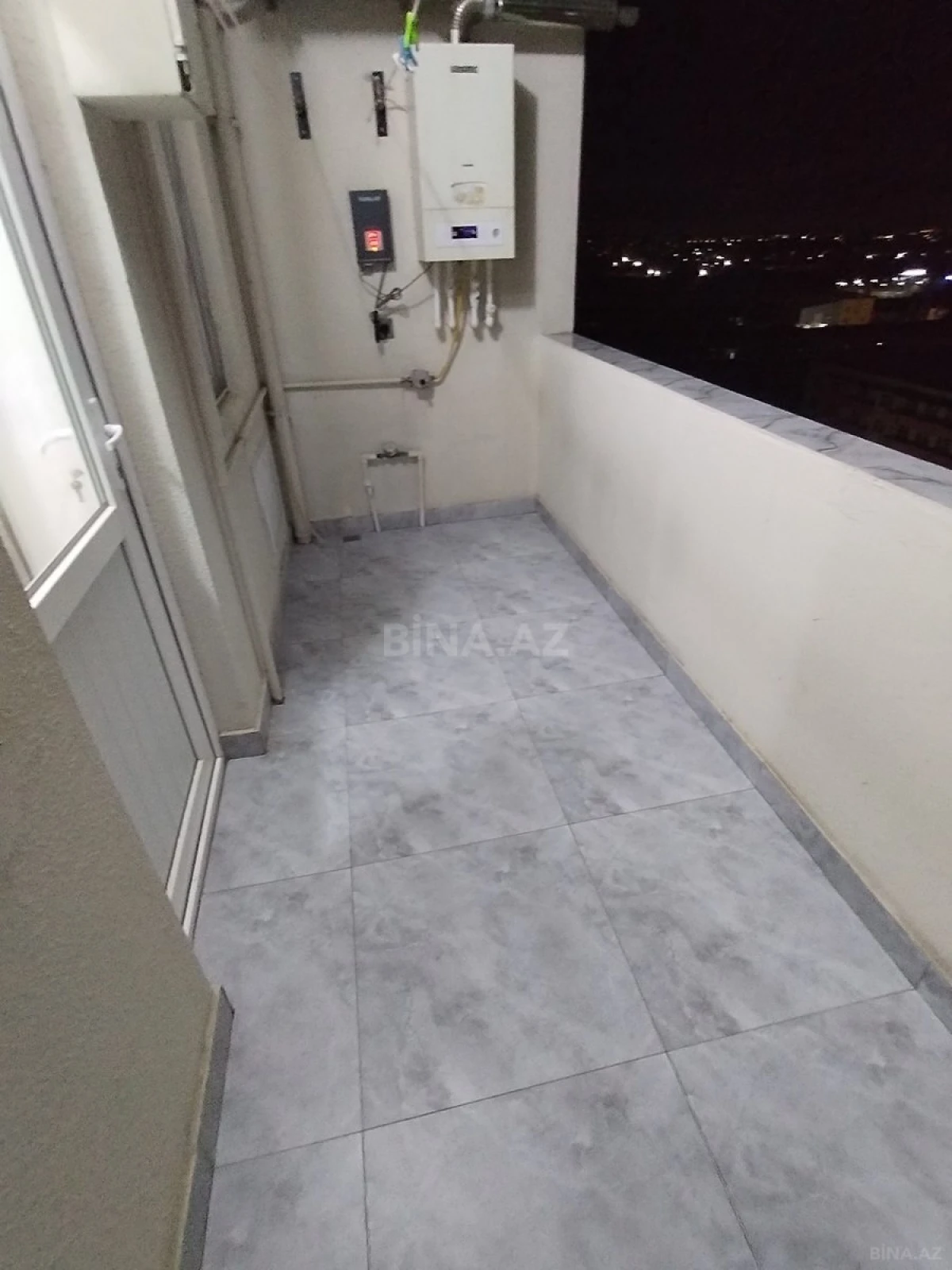 Satılır 3 otaqlı mənzil 95 m²