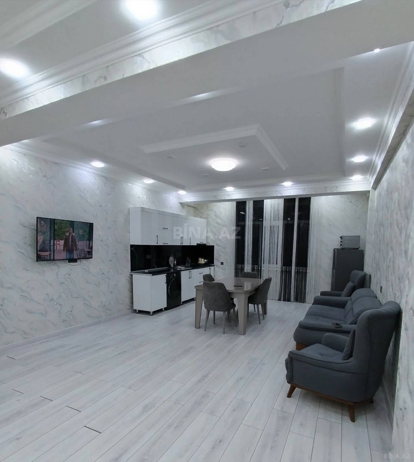 Satılır 3 otaqlı mənzil 95 m²