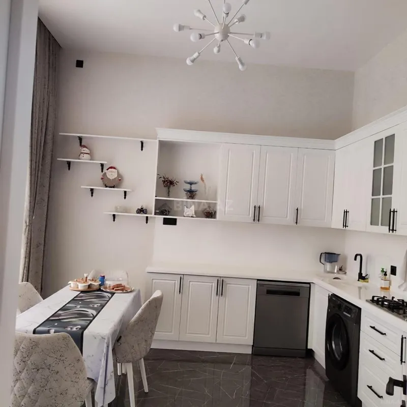 Kirayə verilir 4 otaqlı həyət evi 150 m²