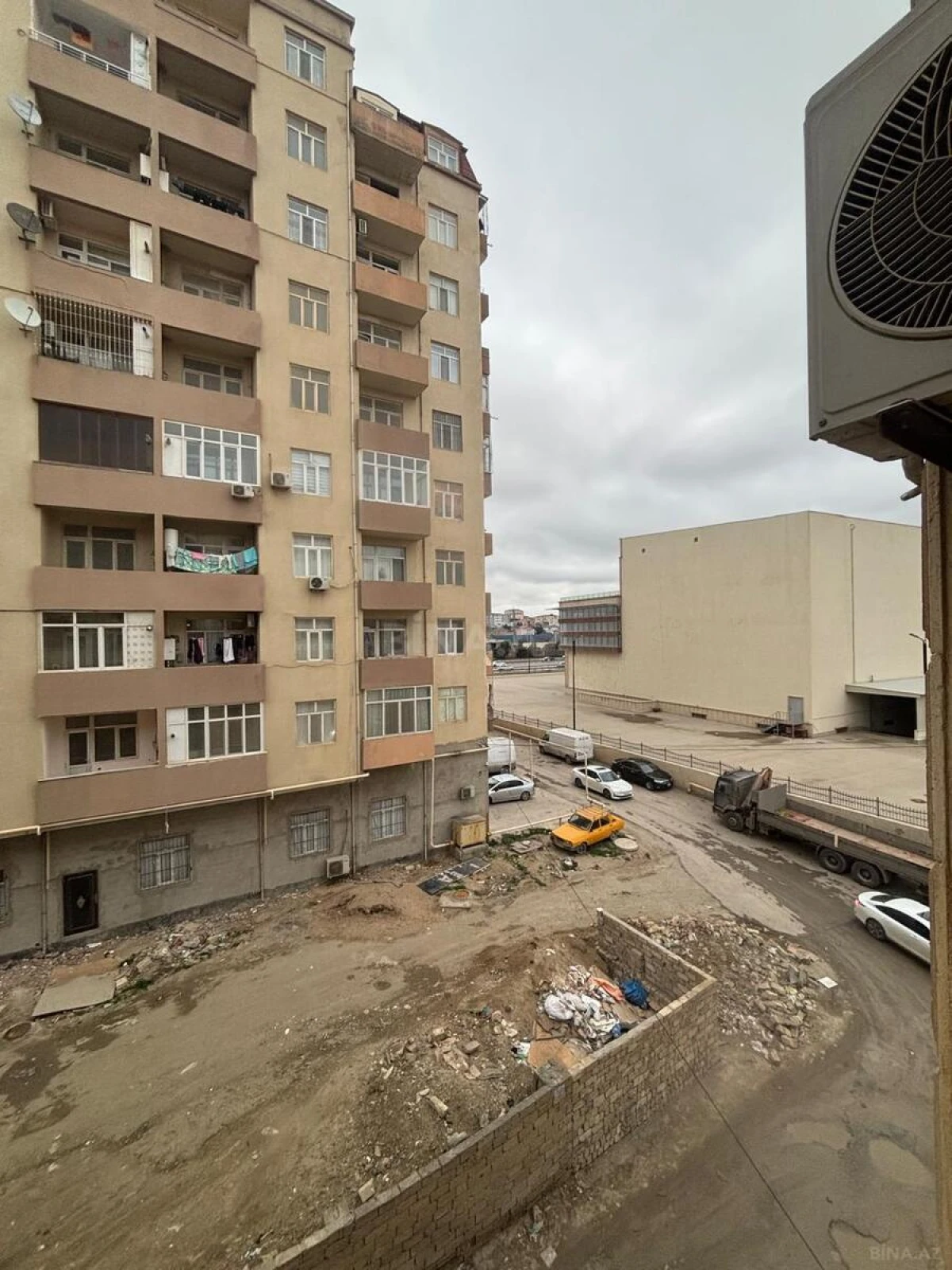 Satılır 2 otaqlı mənzil 51 m²