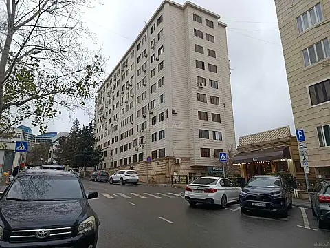 Satılır 2 otaqlı mənzil 60 m² — Bakı, Nizami 2 otaq 60.00 m²