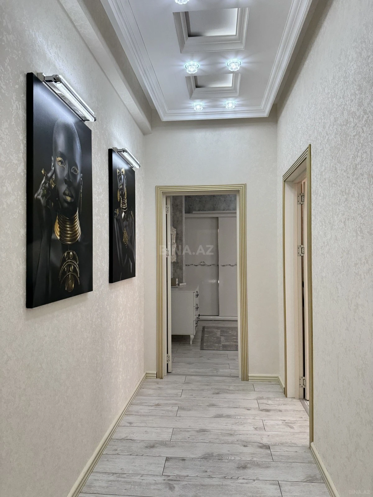 Satılır 3 otaqlı mənzil 115 m²