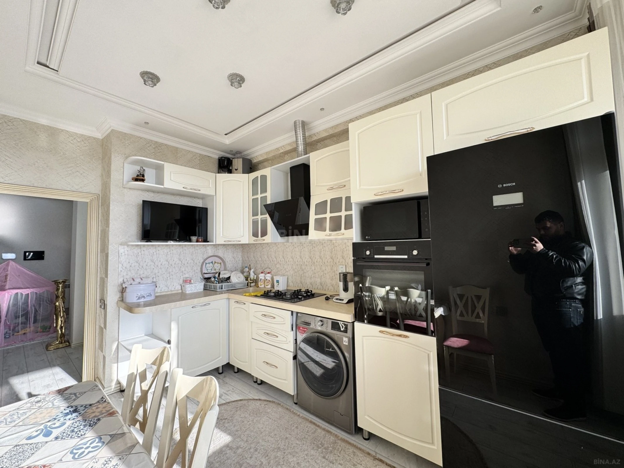 Satılır 3 otaqlı mənzil 115 m²