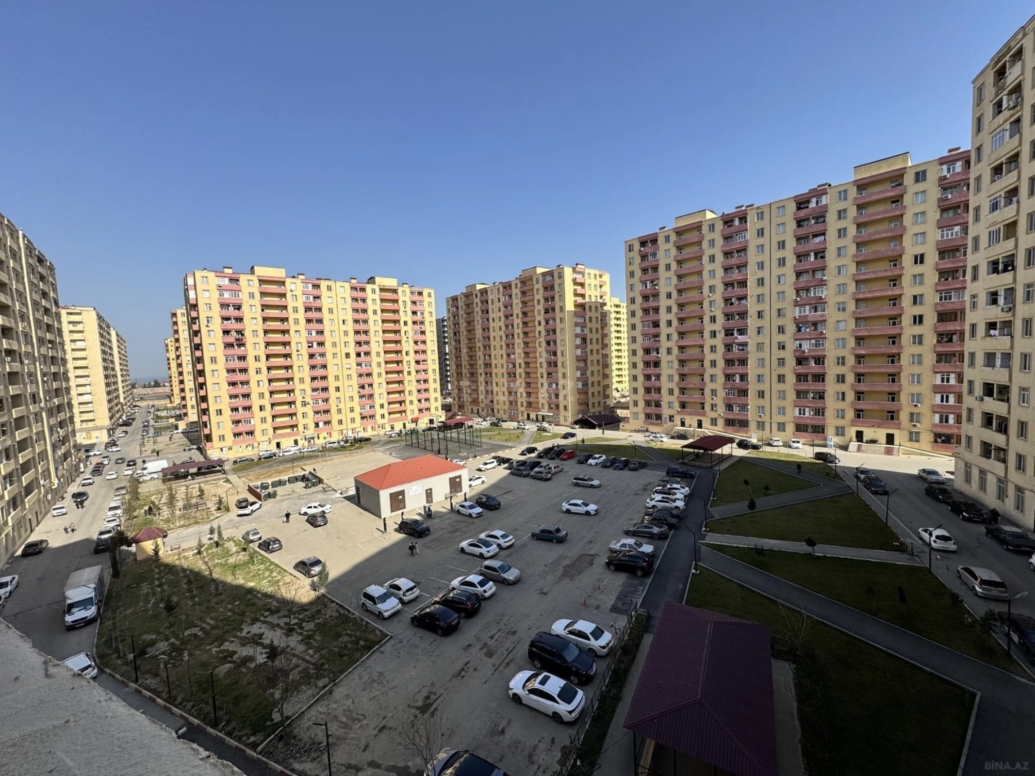 Satılır 3 otaqlı mənzil 120 m²