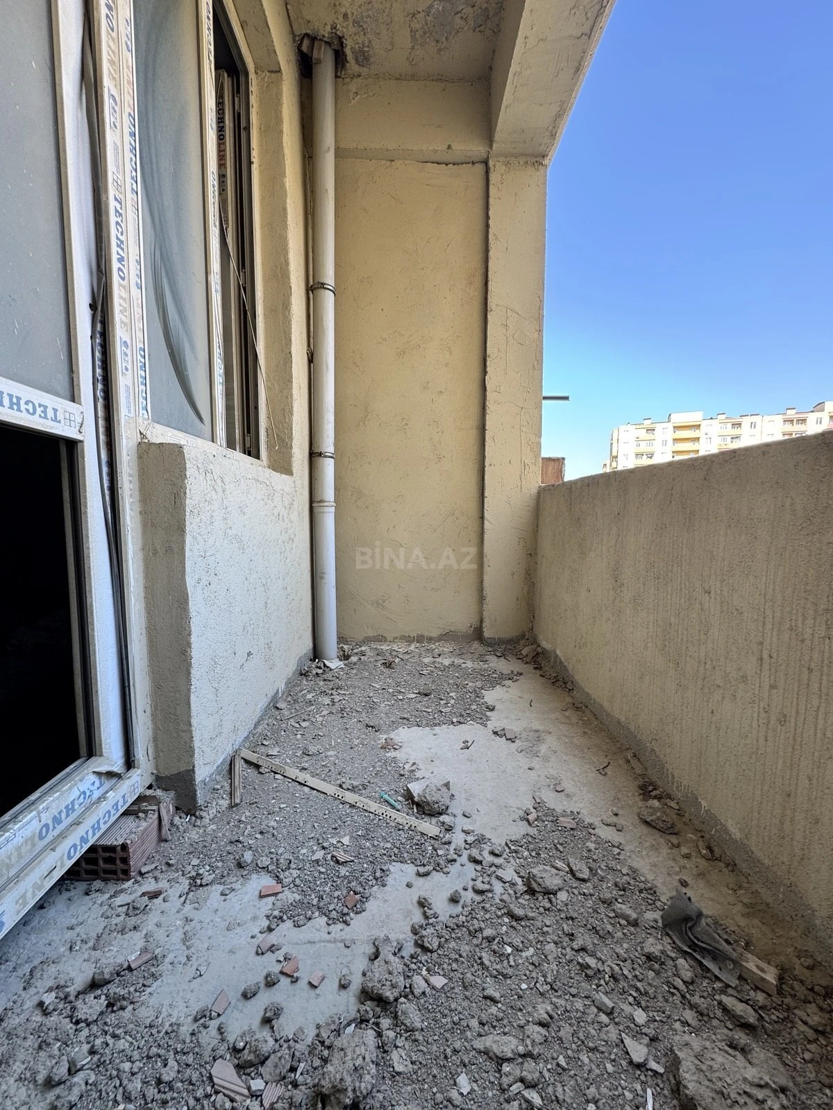 Satılır 3 otaqlı mənzil 120 m²