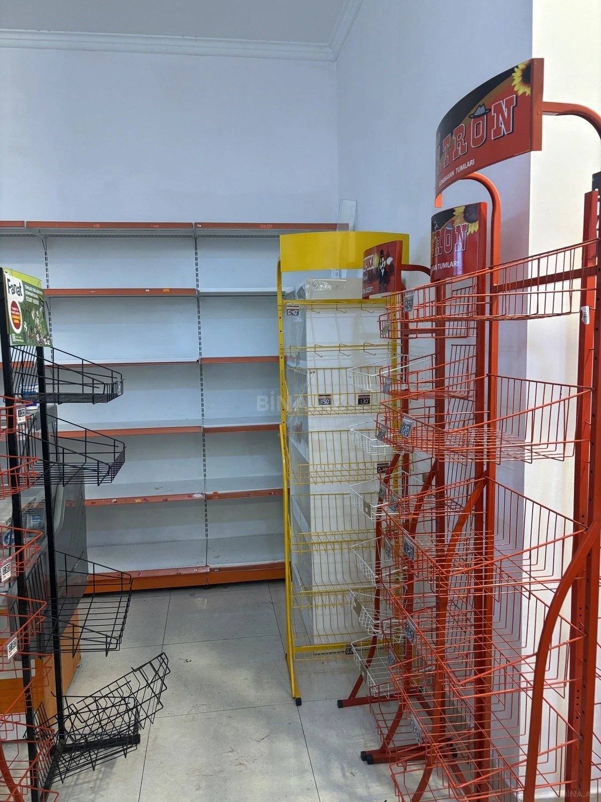 Satılır obyekt 40 m²