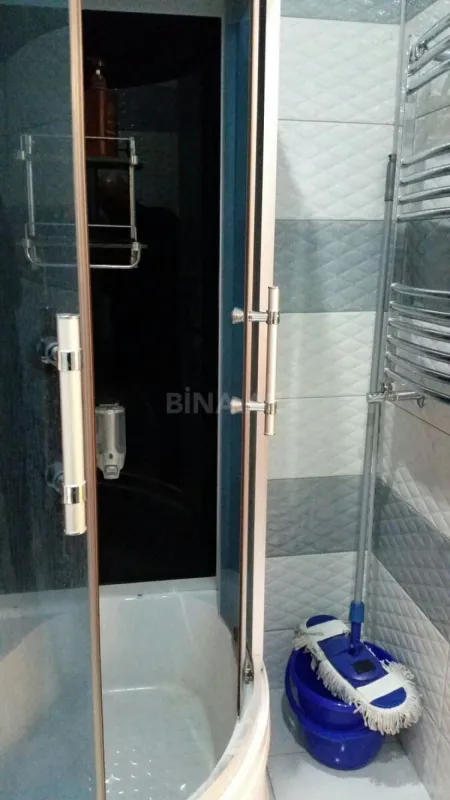 Kirayə verilir 2 otaqlı mənzil 75 m²