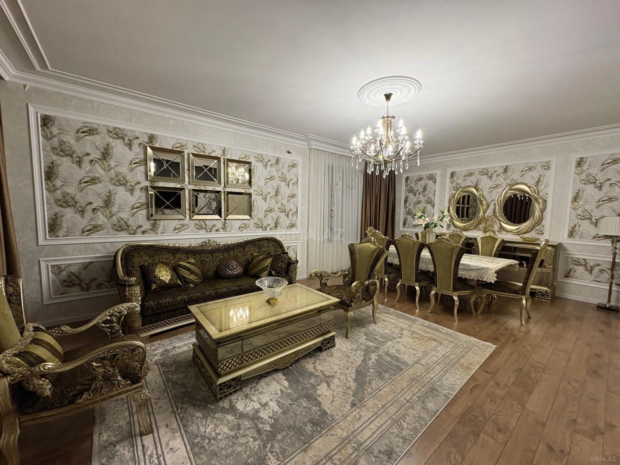 Satılır 6 otaqlı həyət evi 300 m²