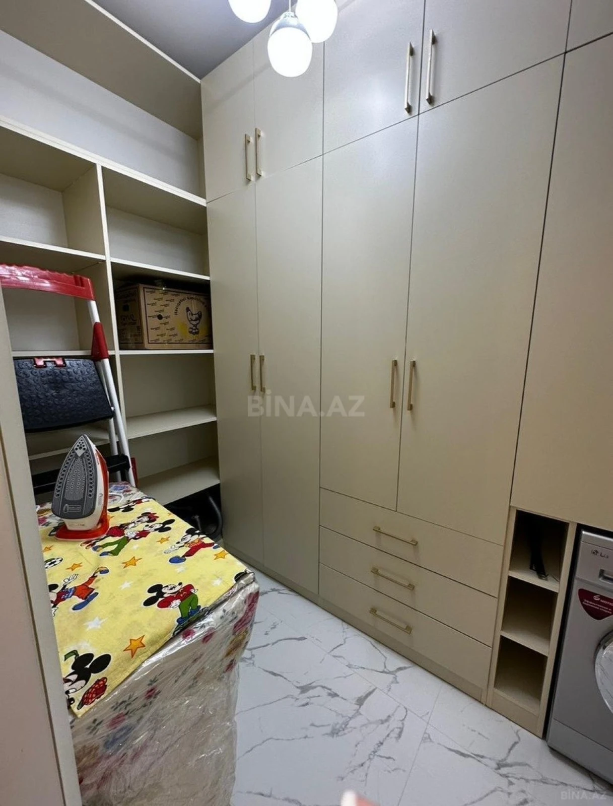 Kirayə verilir 3 otaqlı mənzil 165 m²