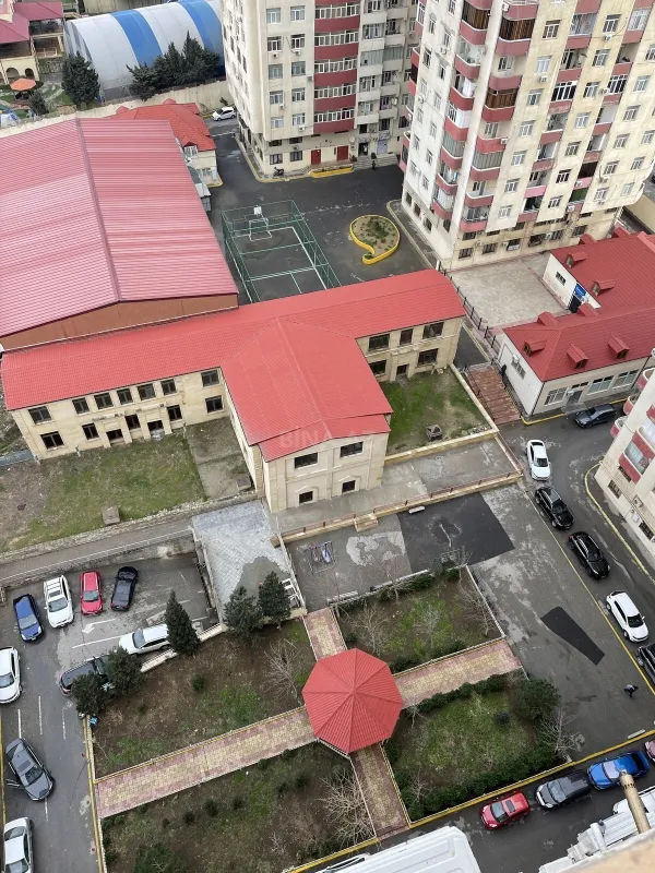Satılır 3 otaqlı mənzil 125 m²
