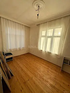 Satılır 4 otaqlı həyət evi 200 m²