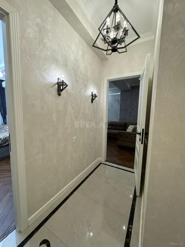 Kirayə verilir 2 otaqlı mənzil 80 m²