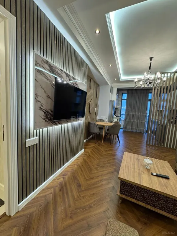 Kirayə verilir 2 otaqlı mənzil 80 m²