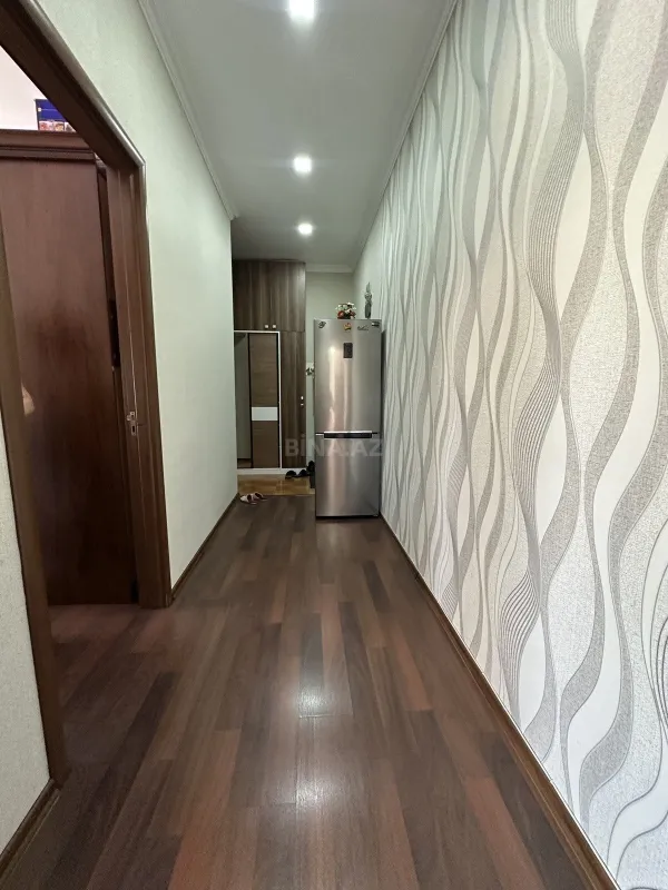 Satılır 2 otaqlı mənzil 75 m²