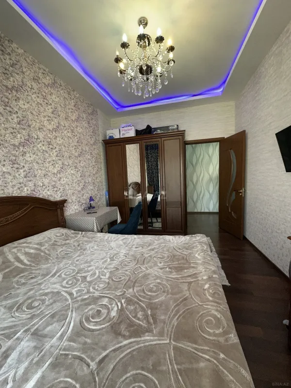Satılır 2 otaqlı mənzil 75 m²