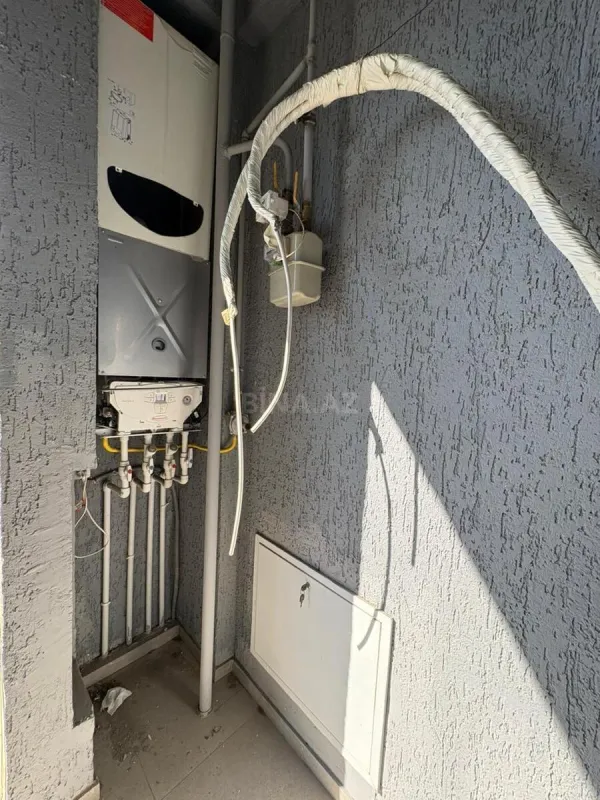 Satılır 3 otaqlı mənzil 109 m²