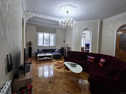 Satılır 5 otaqlı mənzil 150 m² — Bakı, Sahil qəs. 5 otaq 150.00 m²