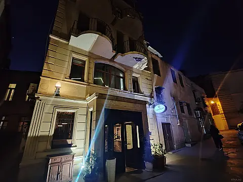 Satılır obyekt 320 m² — Bakı, İçərişəhər 320.00 m²