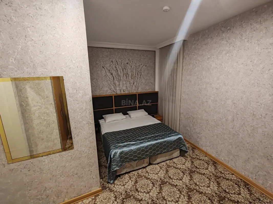 Satılır obyekt 320 m²