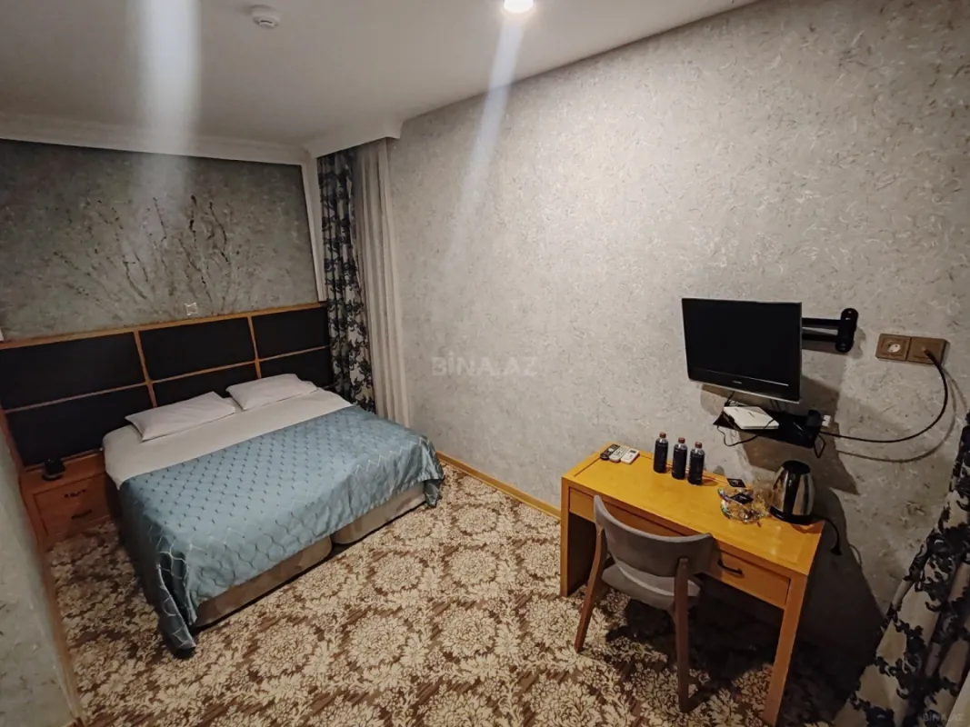 Satılır obyekt 320 m²