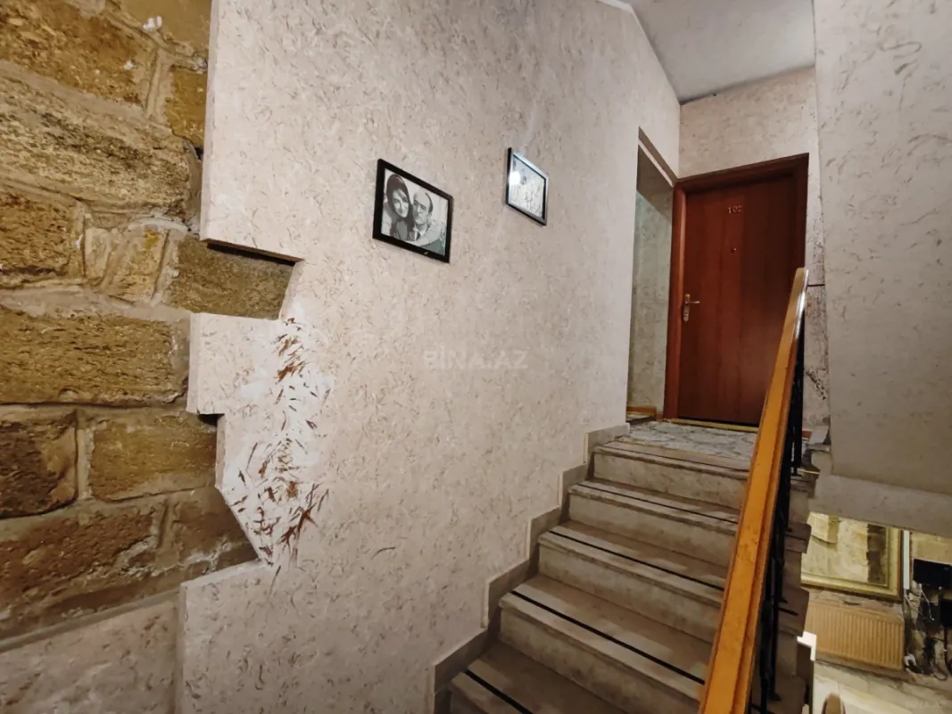 Satılır obyekt 320 m²