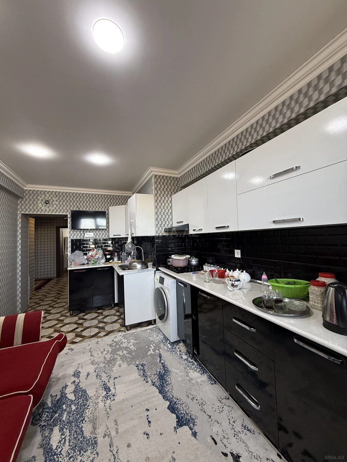 Satılır 3 otaqlı mənzil 128 m²