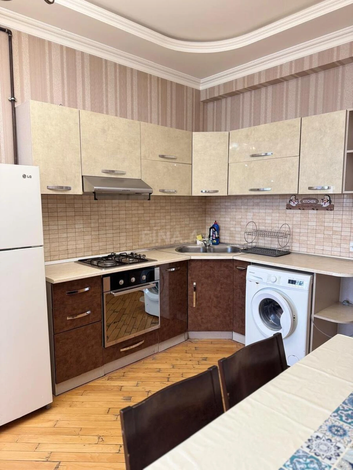 Kirayə verilir 2 otaqlı mənzil 59 m²