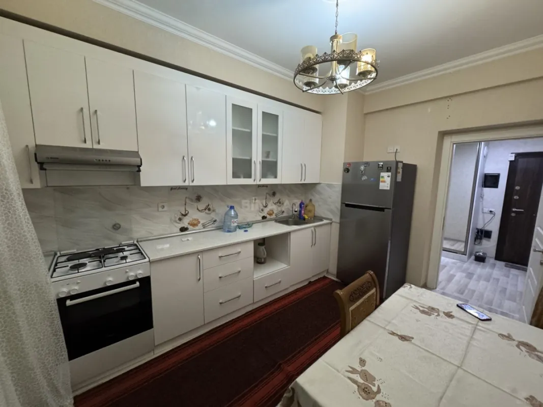 Satılır 2 otaqlı mənzil 72 m²
