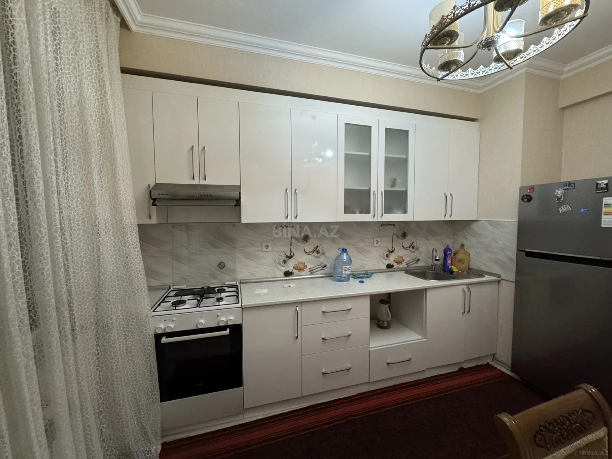 Satılır 2 otaqlı mənzil 72 m²