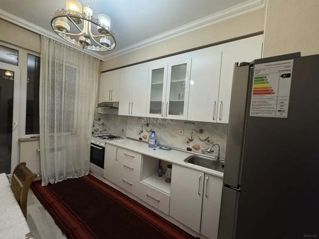 Satılır 2 otaqlı mənzil 72 m²