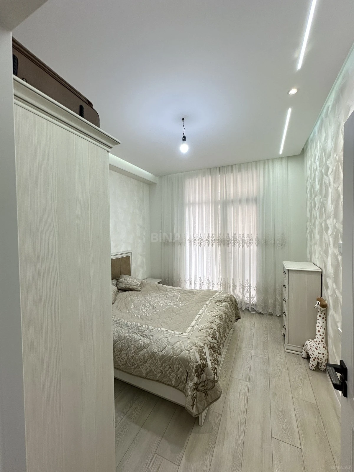 Satılır 2 otaqlı mənzil 59.6 m²