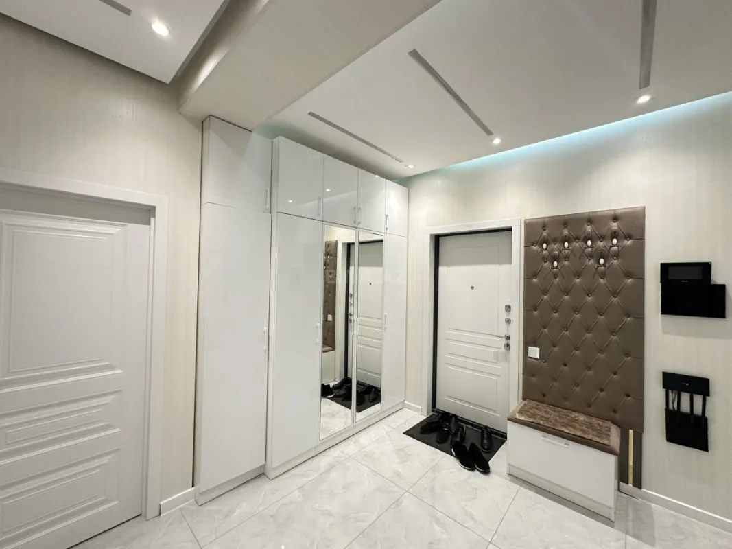 Satılır 2 otaqlı mənzil 59.6 m²
