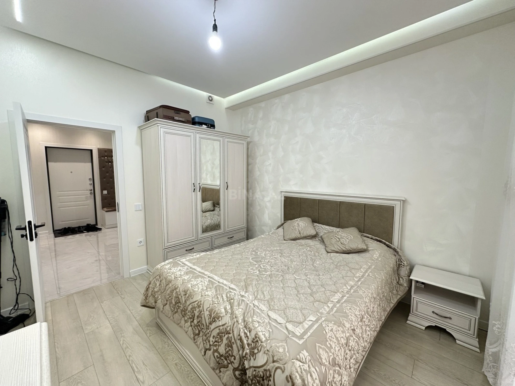 Satılır 2 otaqlı mənzil 59.6 m²