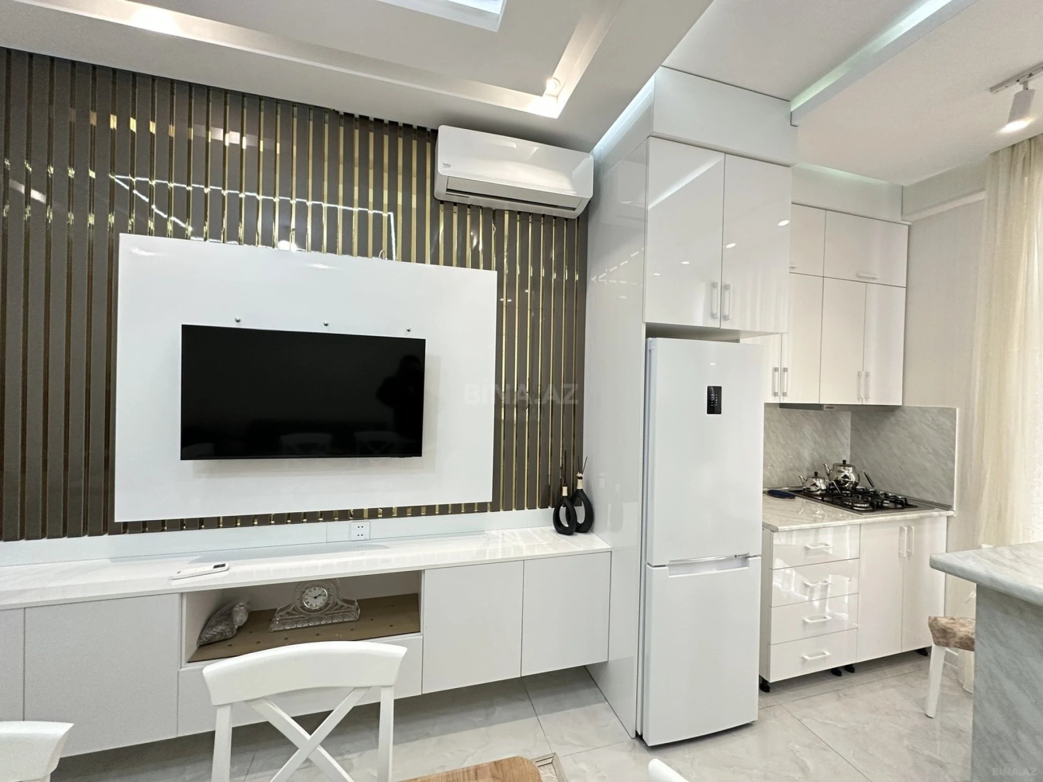 Satılır 2 otaqlı mənzil 59.6 m²