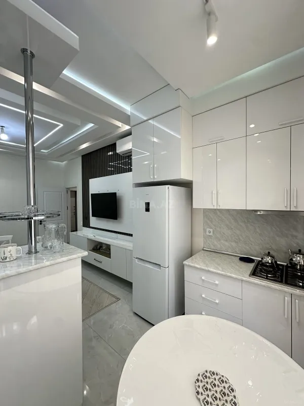Satılır 2 otaqlı mənzil 59.6 m²