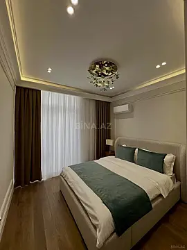 Satılır 3 otaqlı mənzil 123 m²