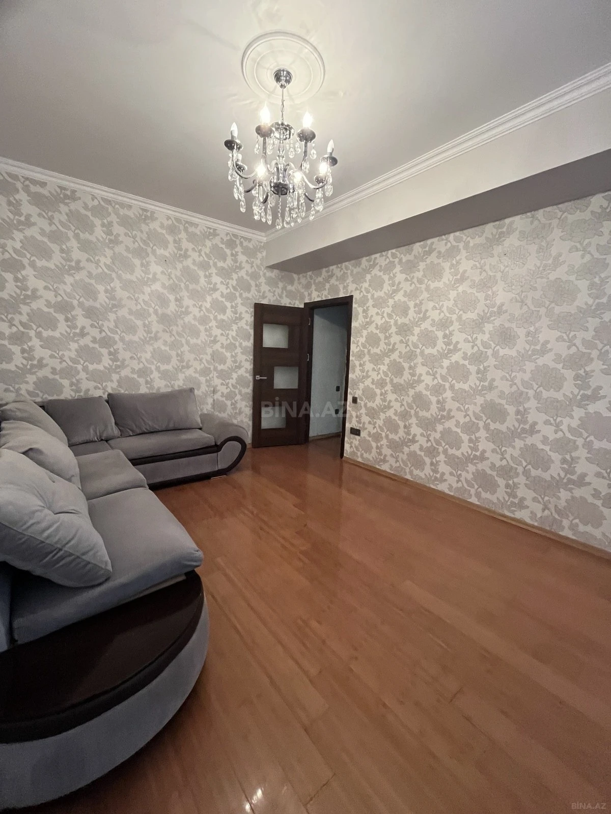 Satılır 2 otaqlı mənzil 60 m²