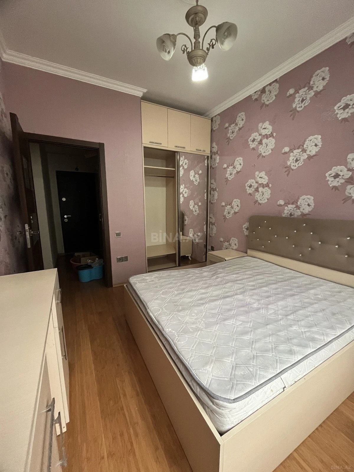 Satılır 2 otaqlı mənzil 60 m²
