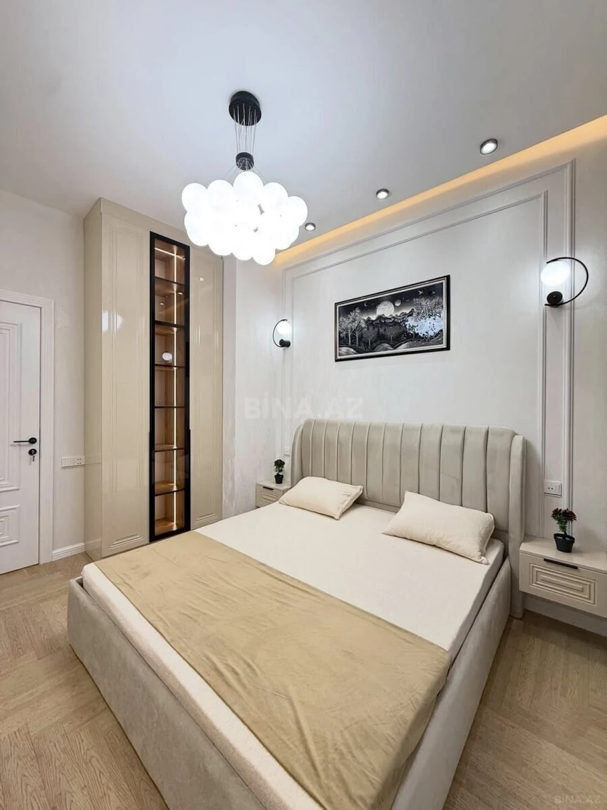 Satılır 3 otaqlı mənzil 98 m²