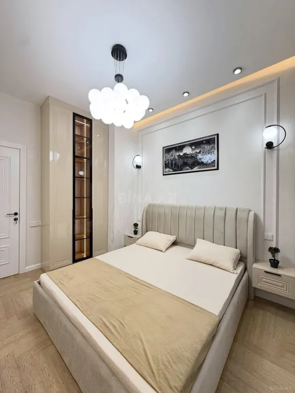 Satılır 3 otaqlı mənzil 98 m²