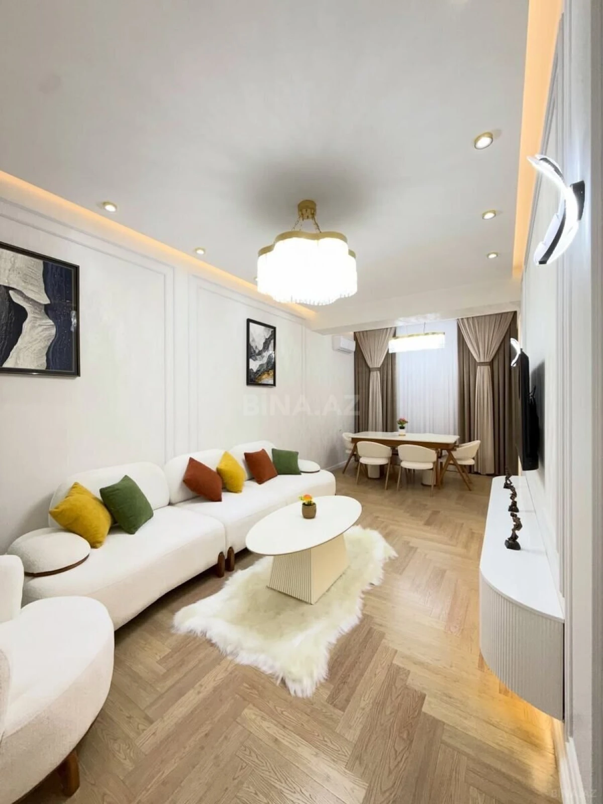 Satılır 3 otaqlı mənzil 98 m²