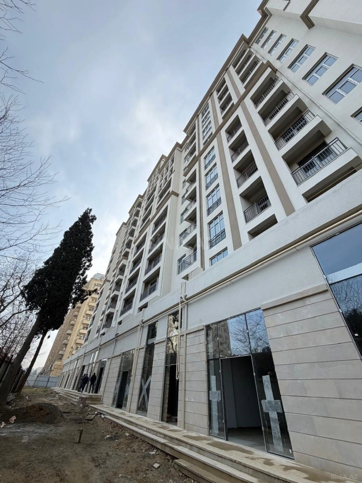 Kirayə verilir obyekt 300 m²