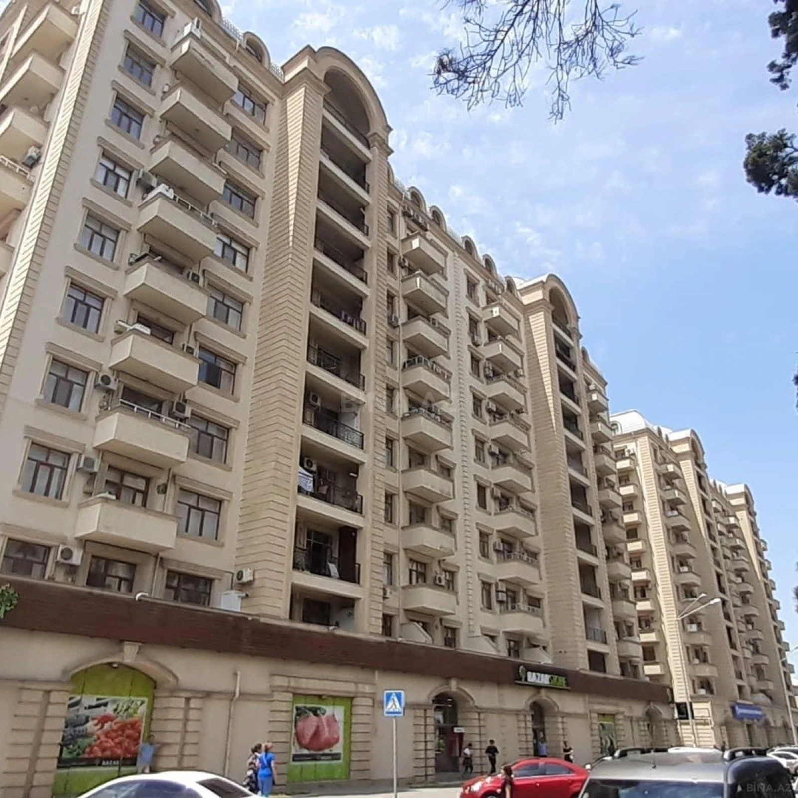 Kirayə verilir obyekt 300 m²