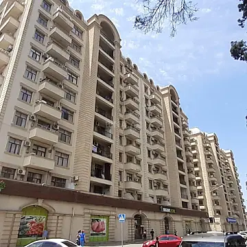 Kirayə verilir obyekt 195 m²