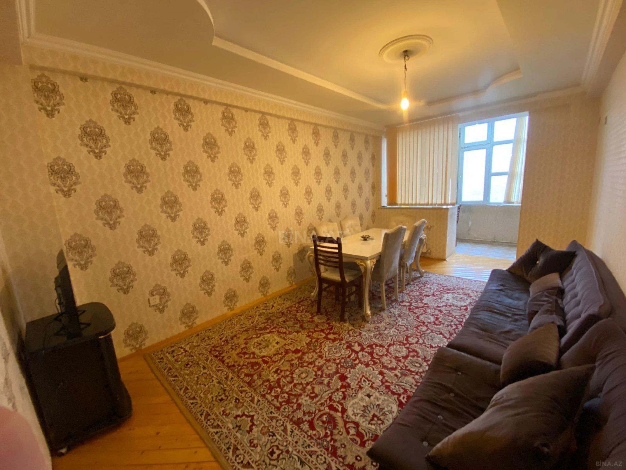Kirayə verilir 3 otaqlı mənzil 140 m²