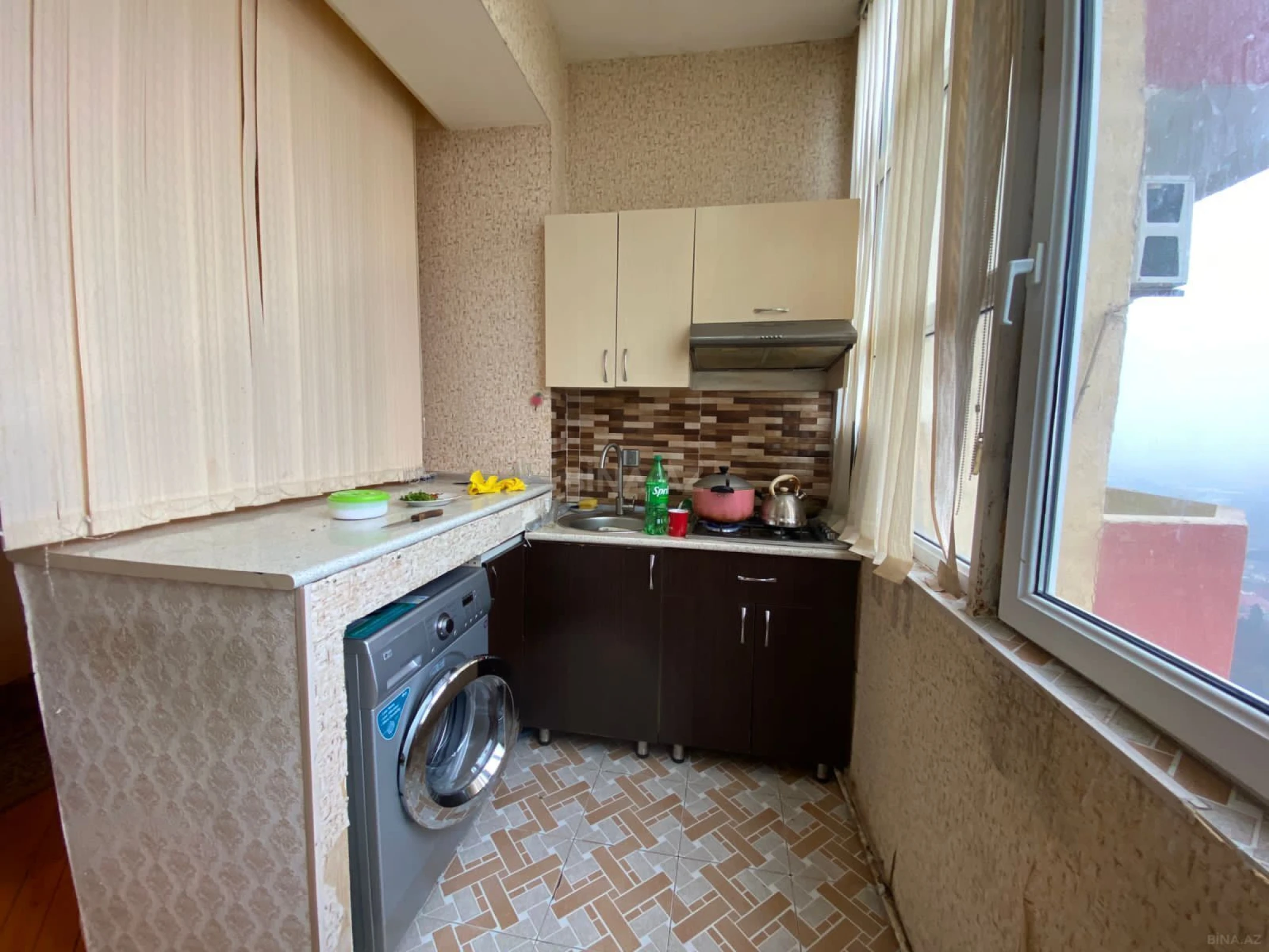 Kirayə verilir 3 otaqlı mənzil 140 m²