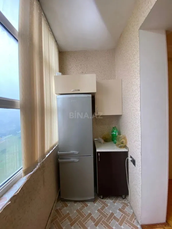 Kirayə verilir 3 otaqlı mənzil 140 m²