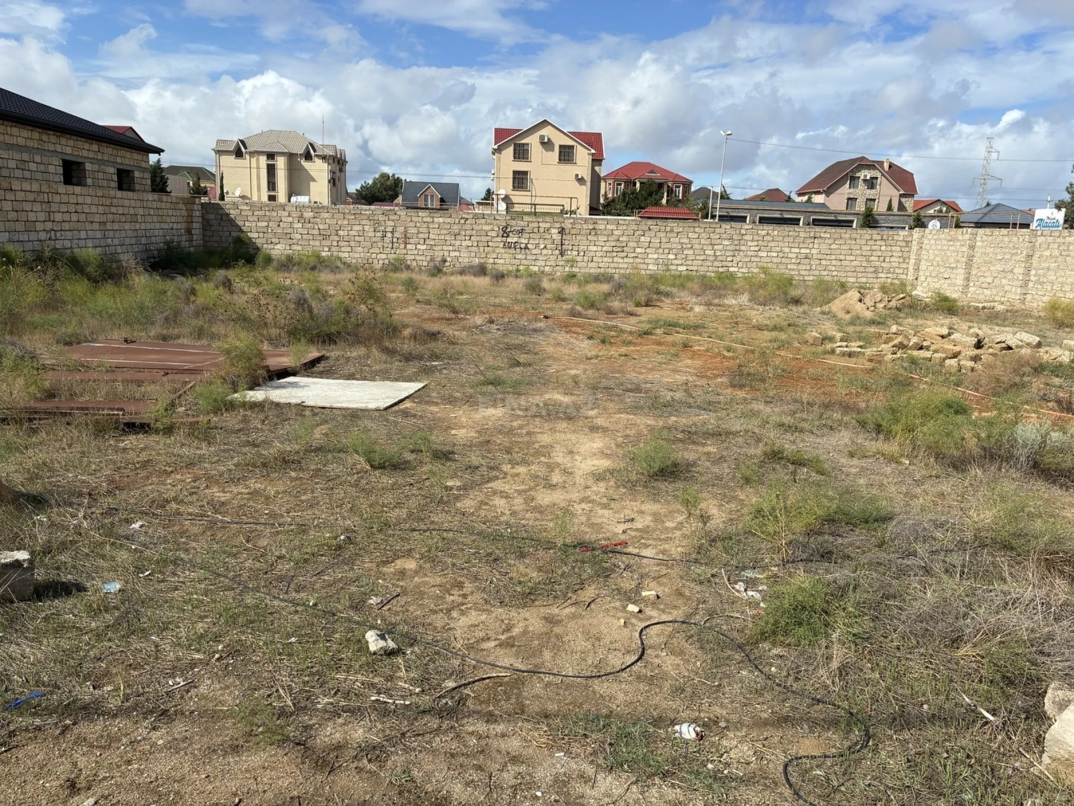 Satılır torpaq sahəsi 4 m²