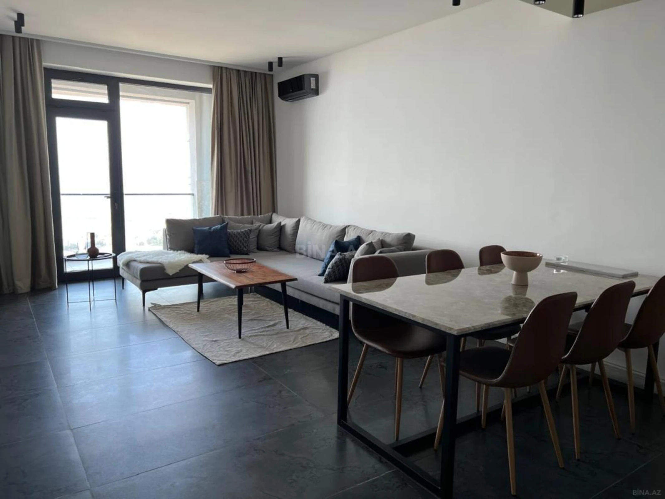 Satılır 3 otaqlı mənzil 87 m²